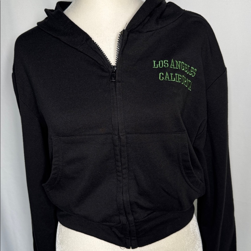 💜3/$15 Shein Zip Up Crop Hoodie with Los Angeles California